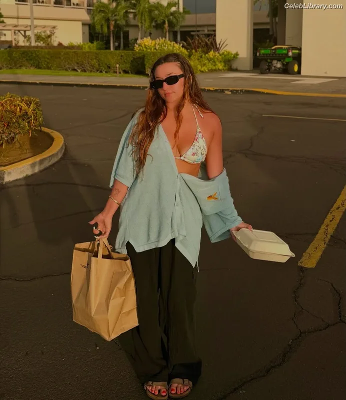 Teilor Grubbs photo 3 of 68