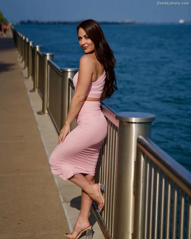 Tenille Dashwood photo 19 of 163