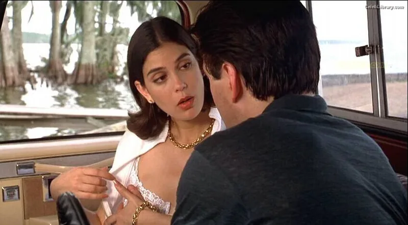 Teri Hatcher photo 8 of 134