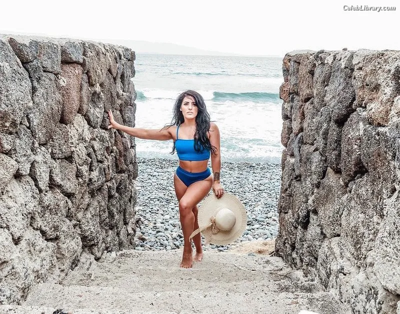 Tessa Blanchard photo 5 of 411
