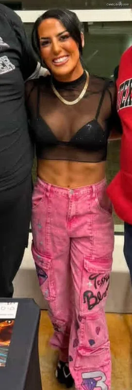 Tessa Blanchard photo 4 of 411