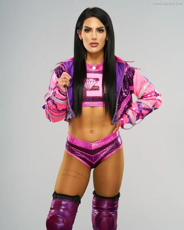 Tessa Blanchard photo 22 of 411