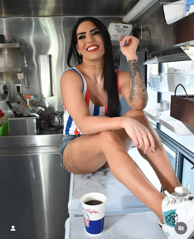 Tessa Blanchard photo 1 of 411
