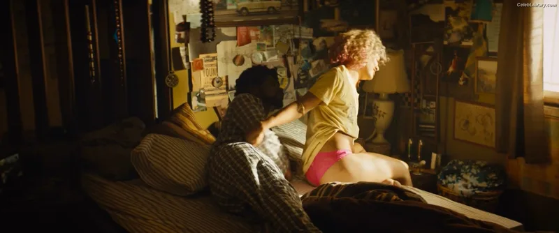 Tessa Thompson photo 20 of 199