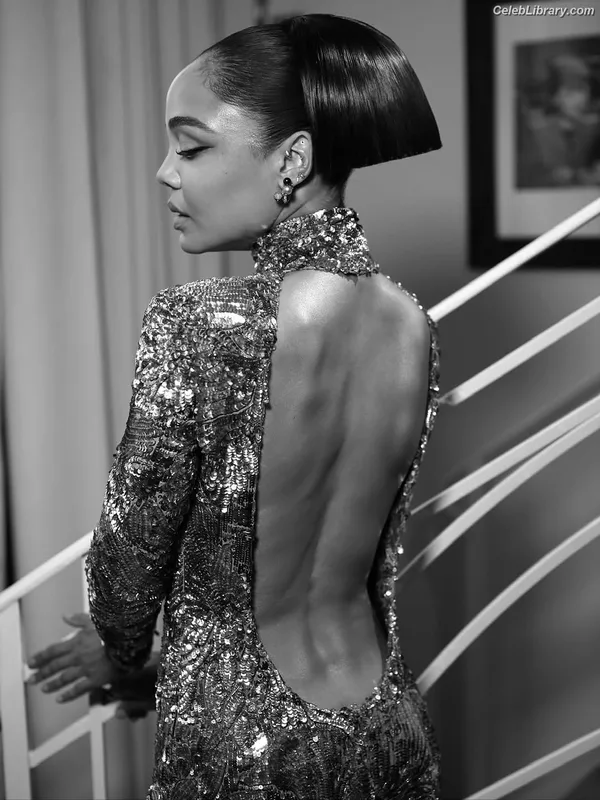 Tessa Thompson photo 2 of 199