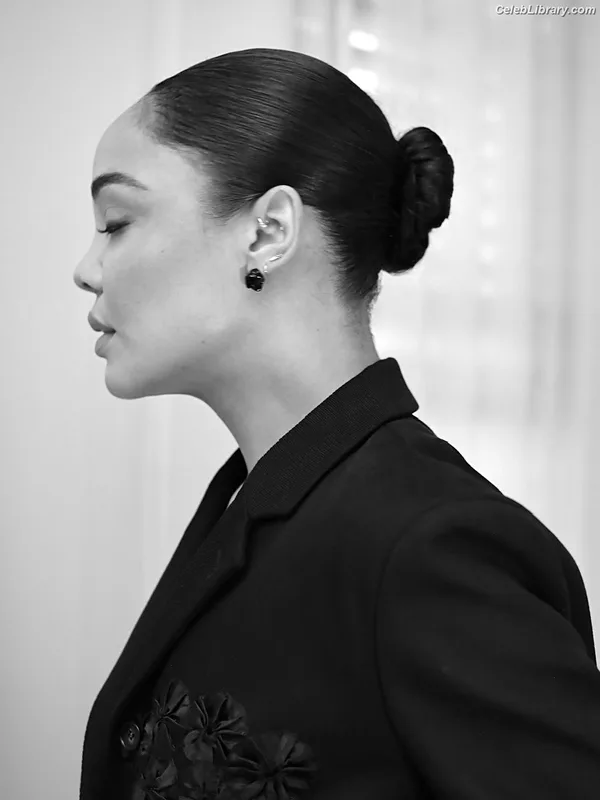 Tessa Thompson photo 12 of 199