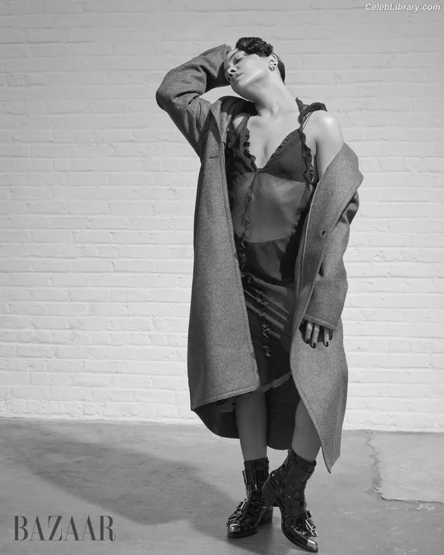Tessa Thompson photo 7 of 199