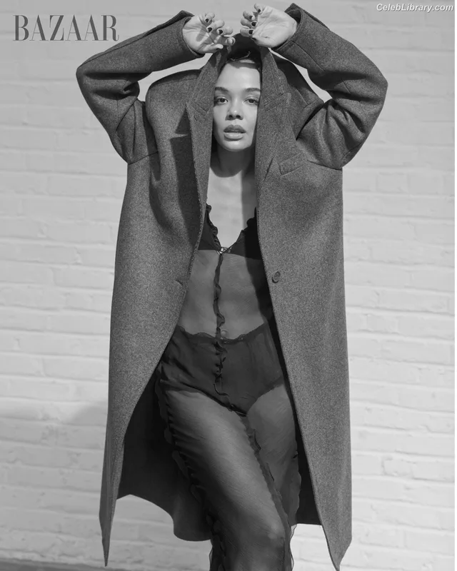Tessa Thompson photo 9 of 199