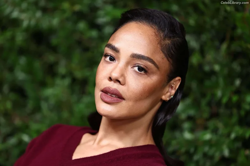 Tessa Thompson photo 19 of 199