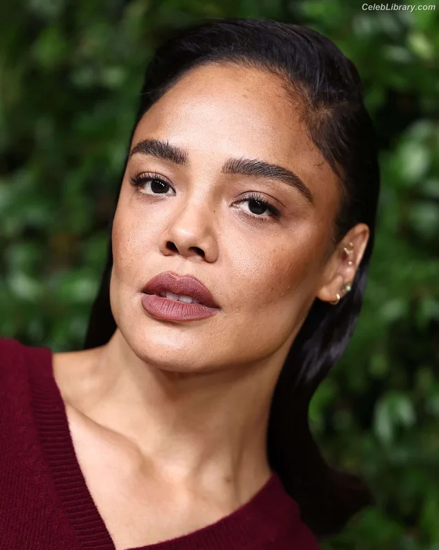 Tessa Thompson photo 21 of 199