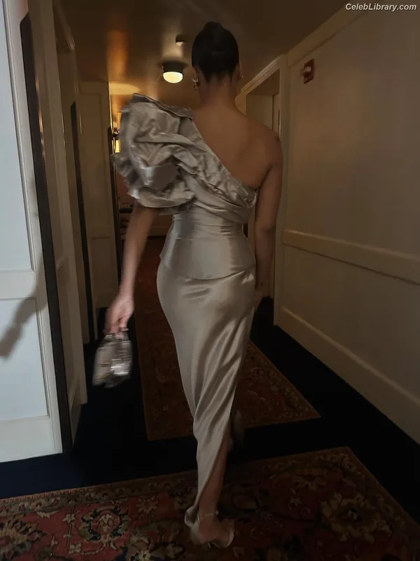 Tessa Thompson photo 7 of 199