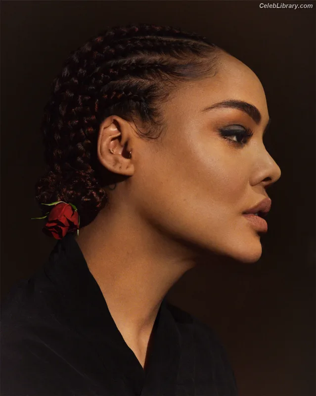 Tessa Thompson photo 12 of 199