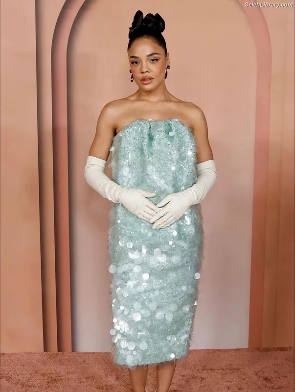 Tessa Thompson photo 15 of 199
