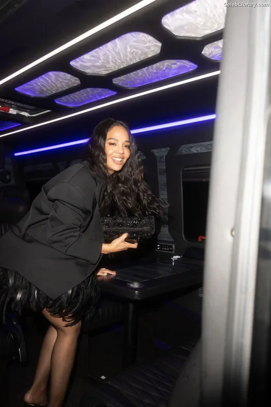 Tessa Thompson photo 9 of 199