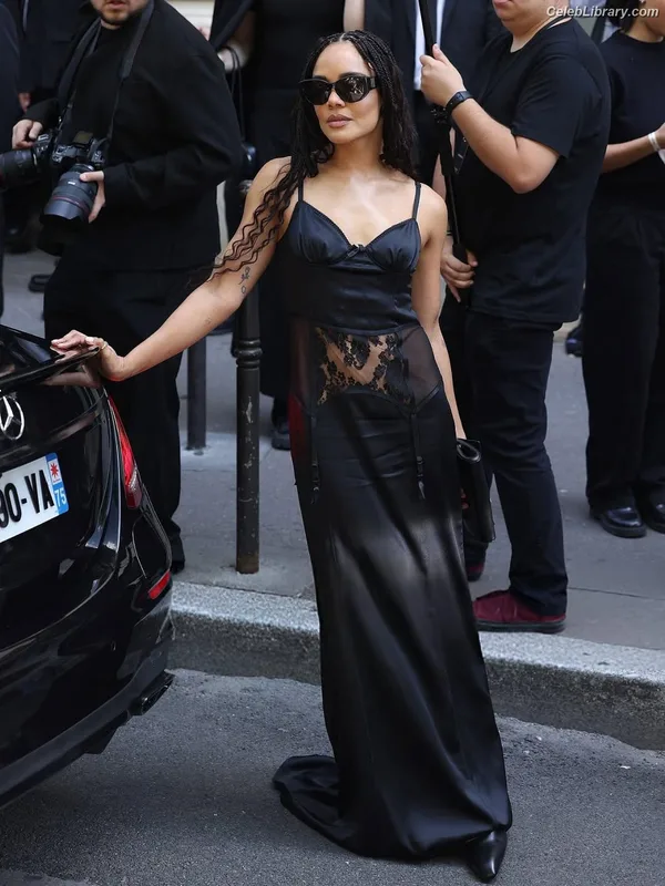 Tessa Thompson photo 22 of 199