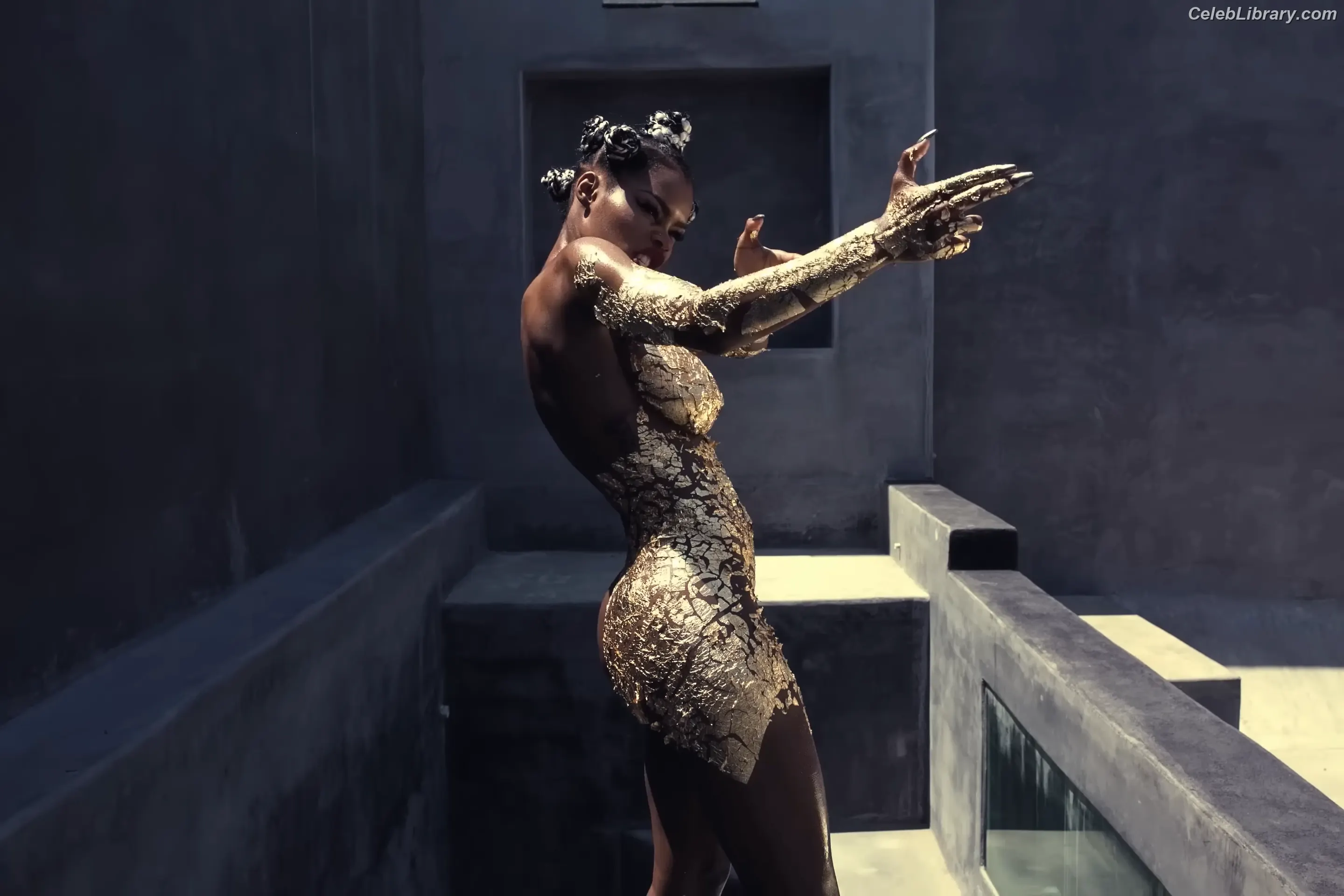 Teyana Taylor photo 15 of 431