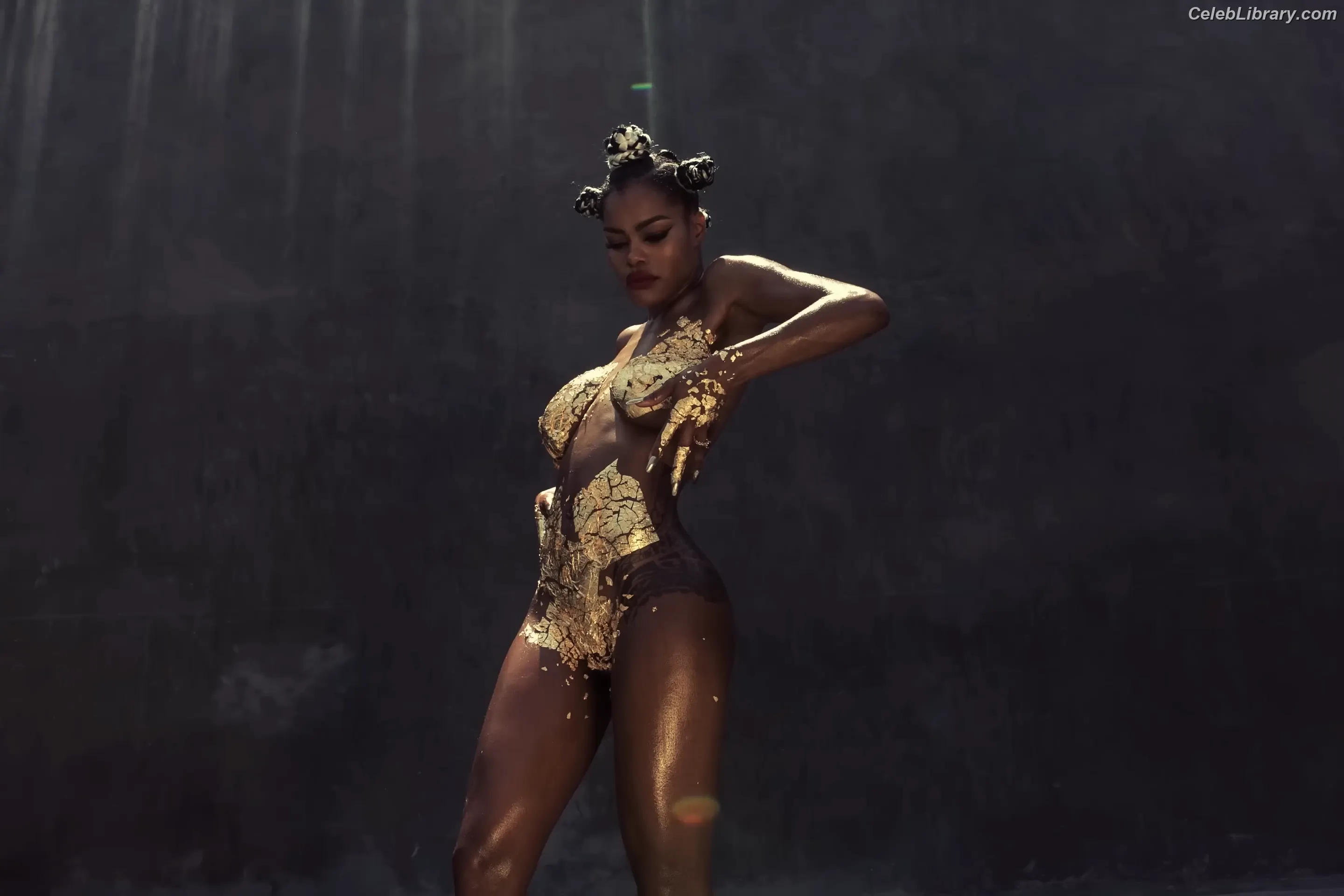 Teyana Taylor photo 6 of 431