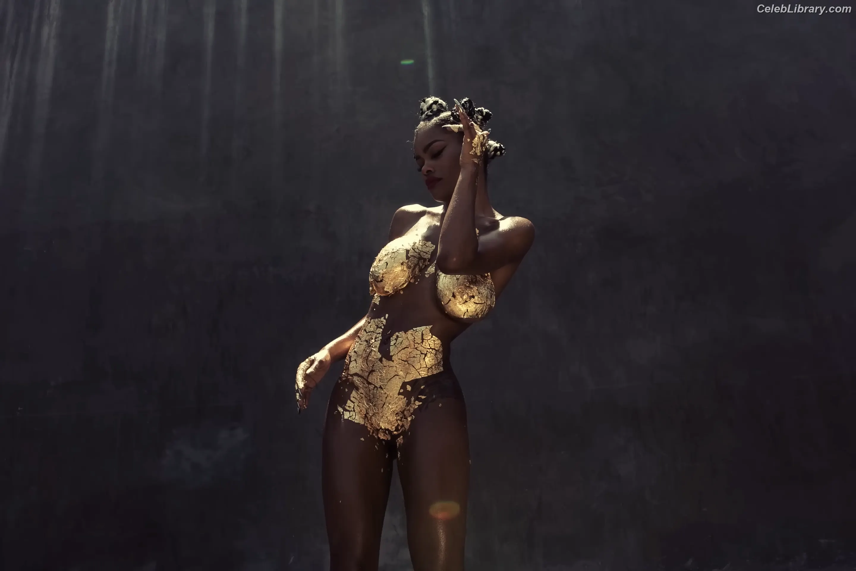 Teyana Taylor photo 12 of 431
