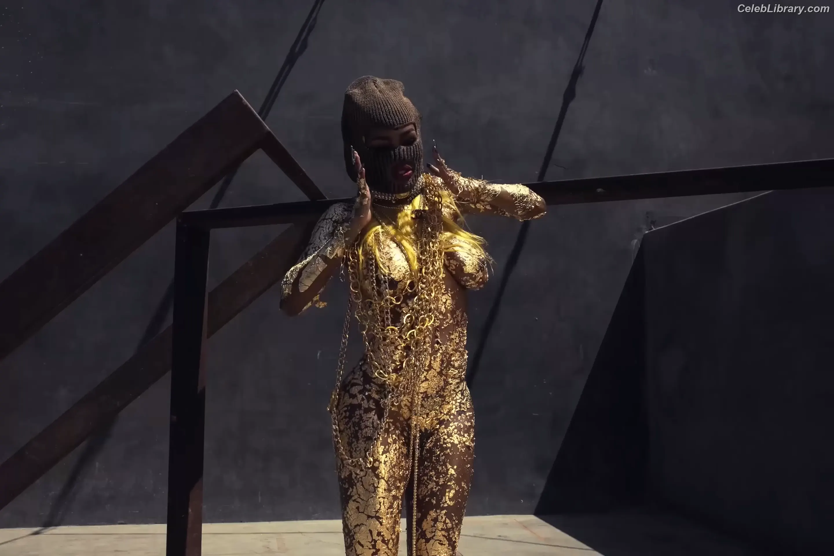 Teyana Taylor photo 12 of 431