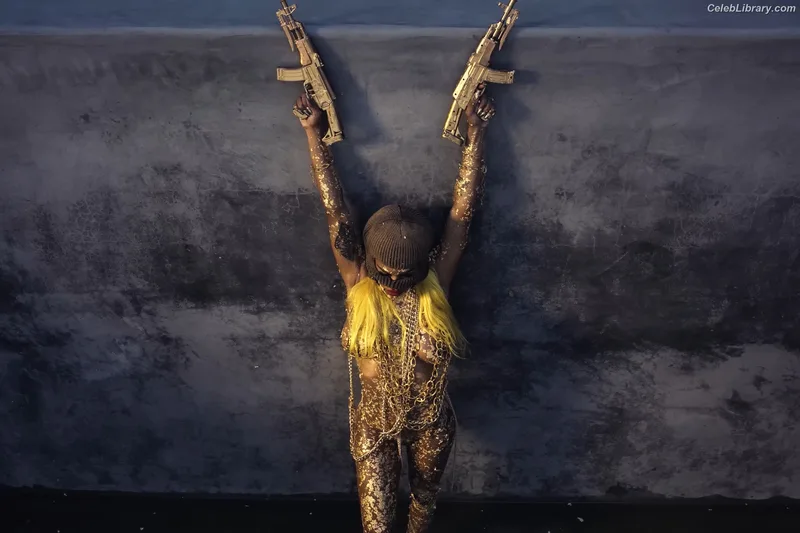 Teyana Taylor photo 2 of 431
