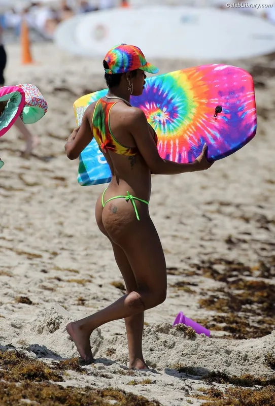 Teyana Taylor photo 9 of 431