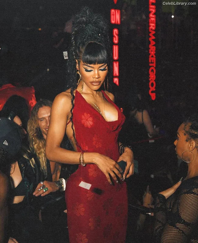 Teyana Taylor photo 15 of 431