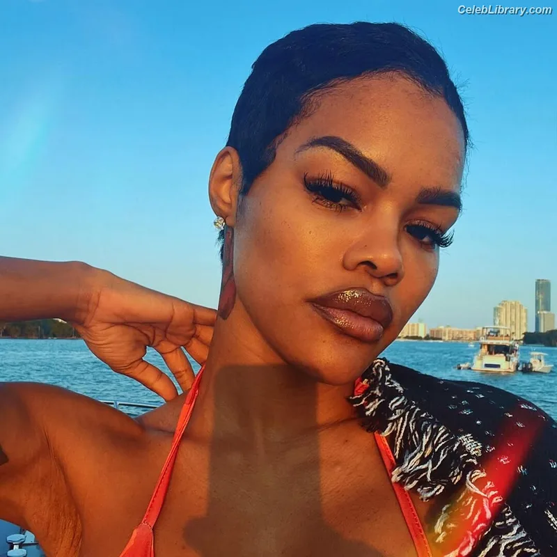 Teyana Taylor photo 16 of 431