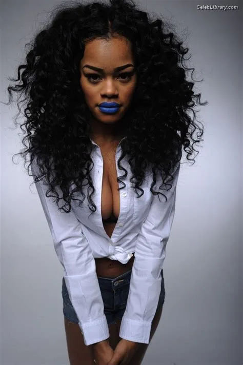 Teyana Taylor photo 3 of 431