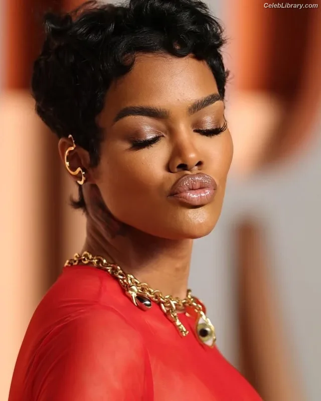 Teyana Taylor photo 10 of 431