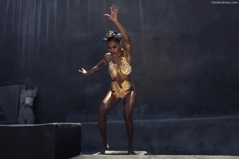Teyana Taylor photo 4 of 431
