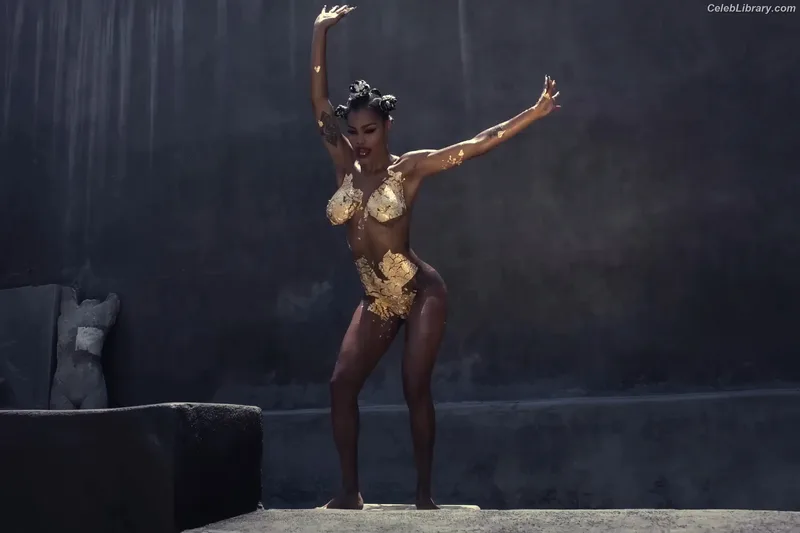Teyana Taylor photo 5 of 431
