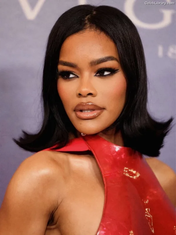 Teyana Taylor photo 24 of 431