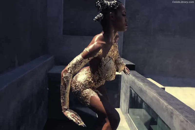 Teyana Taylor photo 22 of 431