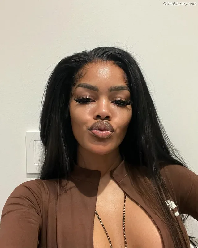 Teyana Taylor photo 3 of 431