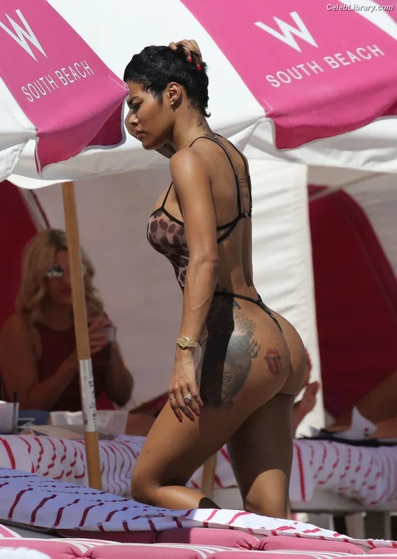 Teyana Taylor photo 16 of 431