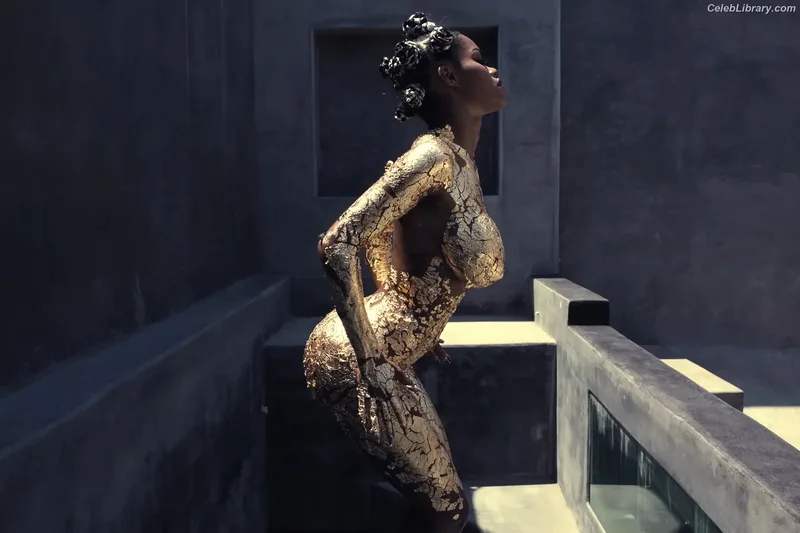 Teyana Taylor photo 5 of 431