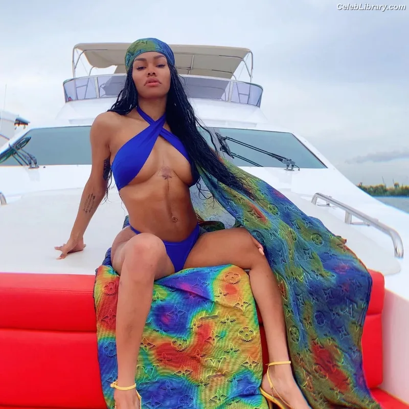 Teyana Taylor photo 7 of 431