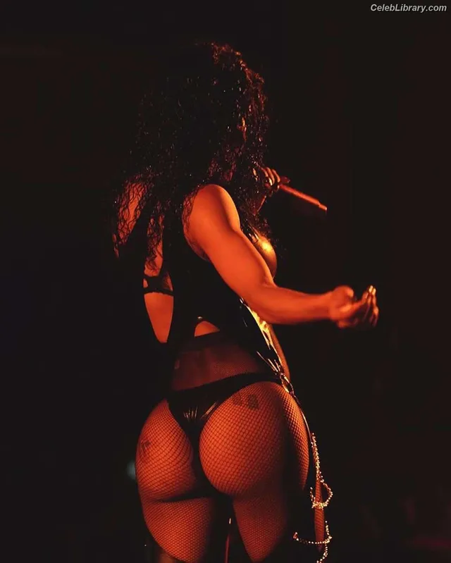 Teyana Taylor photo 7 of 431