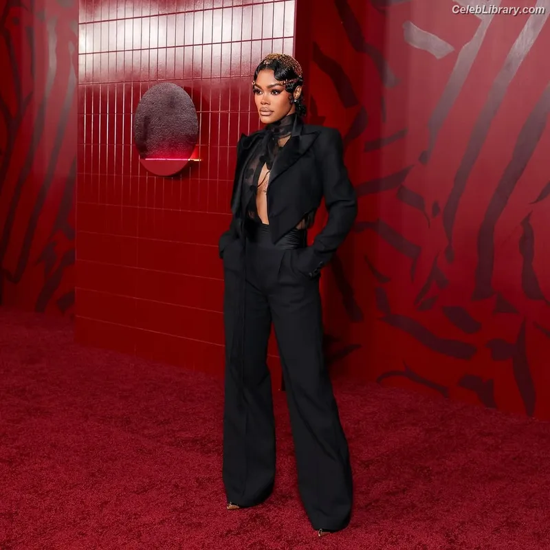 Teyana Taylor photo 18 of 431