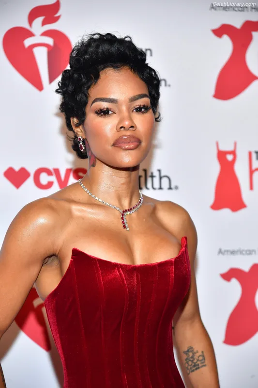 Teyana Taylor photo 7 of 431