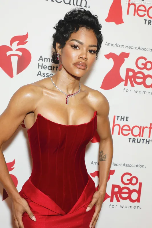 Teyana Taylor photo 8 of 431