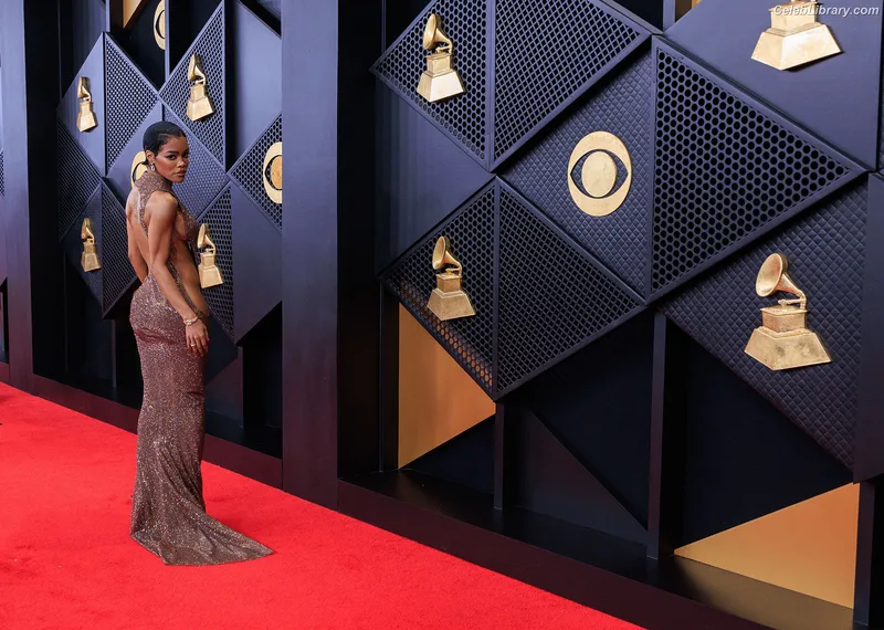 Teyana Taylor photo 9 of 431