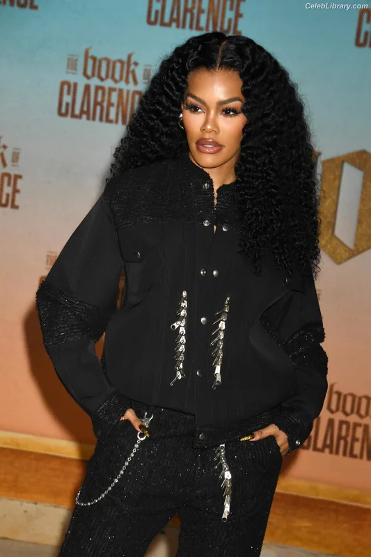 Teyana Taylor photo 19 of 431