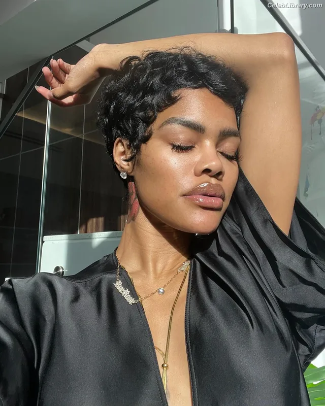 Teyana Taylor photo 22 of 431