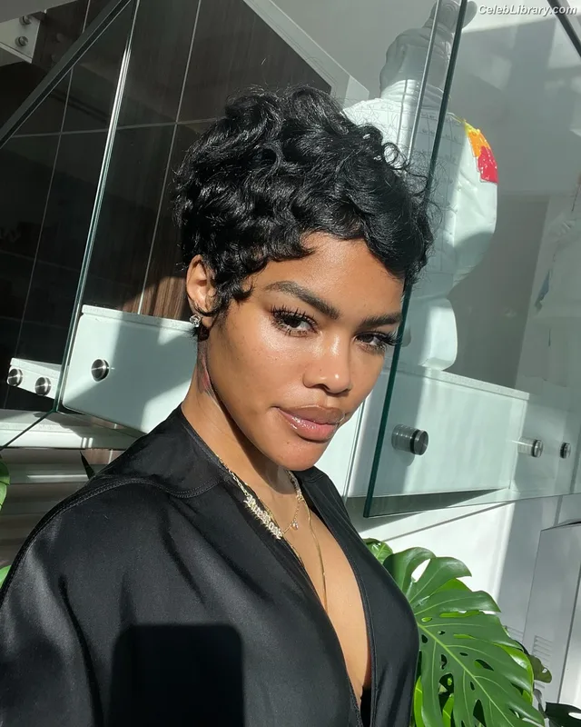 Teyana Taylor photo 23 of 431