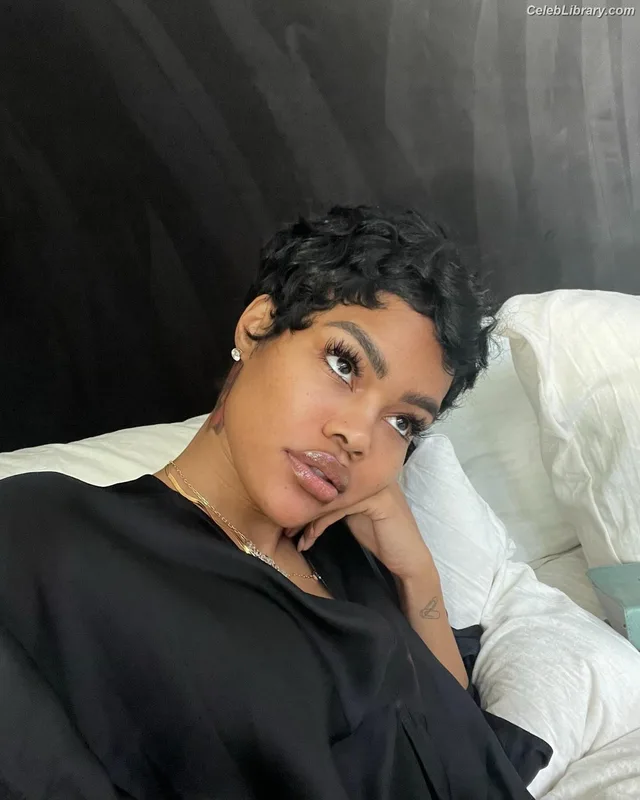 Teyana Taylor photo 24 of 431