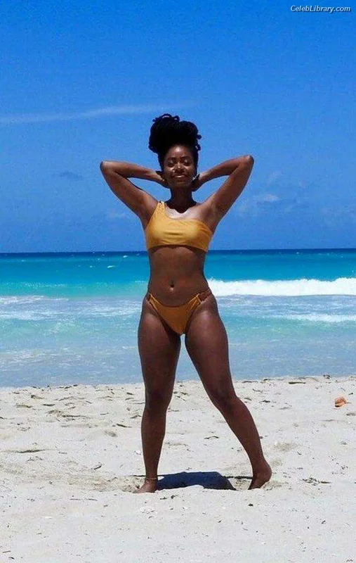 Teyonah Parris photo 2 of 31