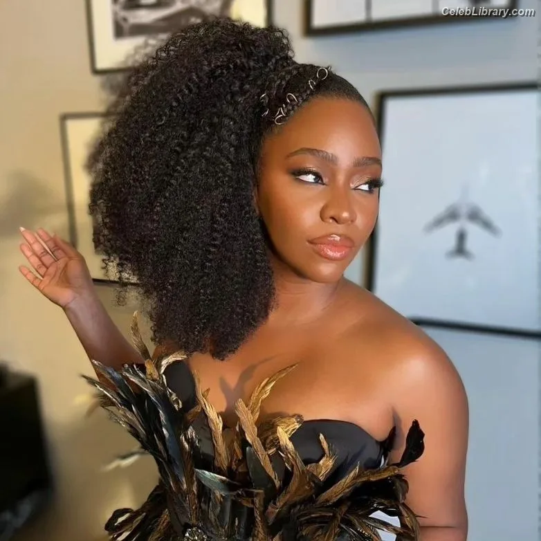 Teyonah Parris photo 12 of 31