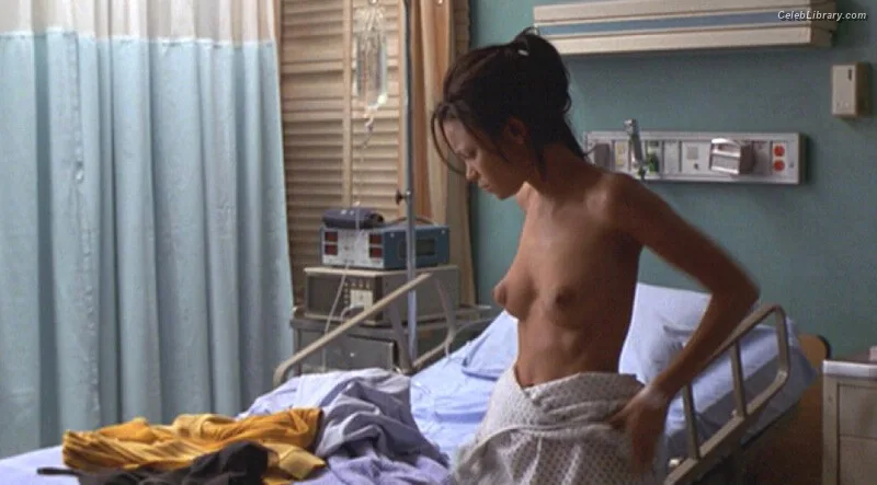 Thandie Newton photo 7 of 81