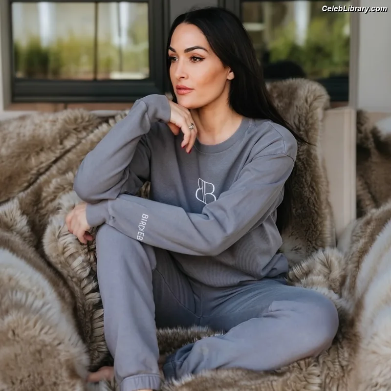 The Bella Twins photo 8 of 1421